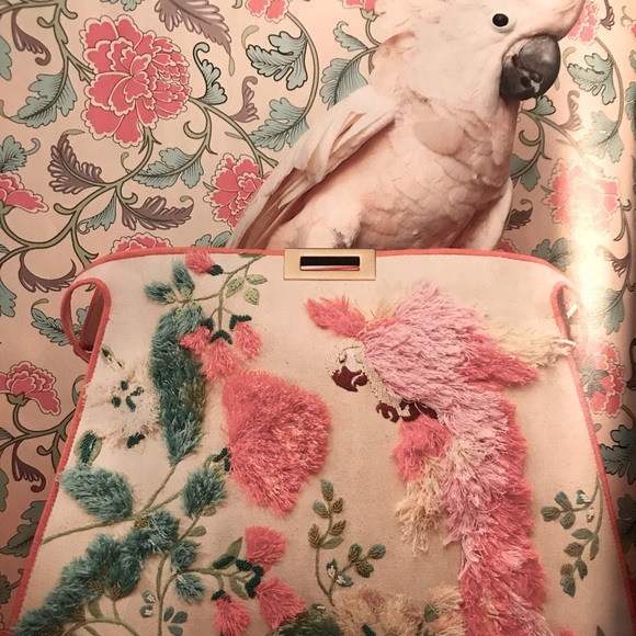 Dare to be bold - Picture 7 of 9